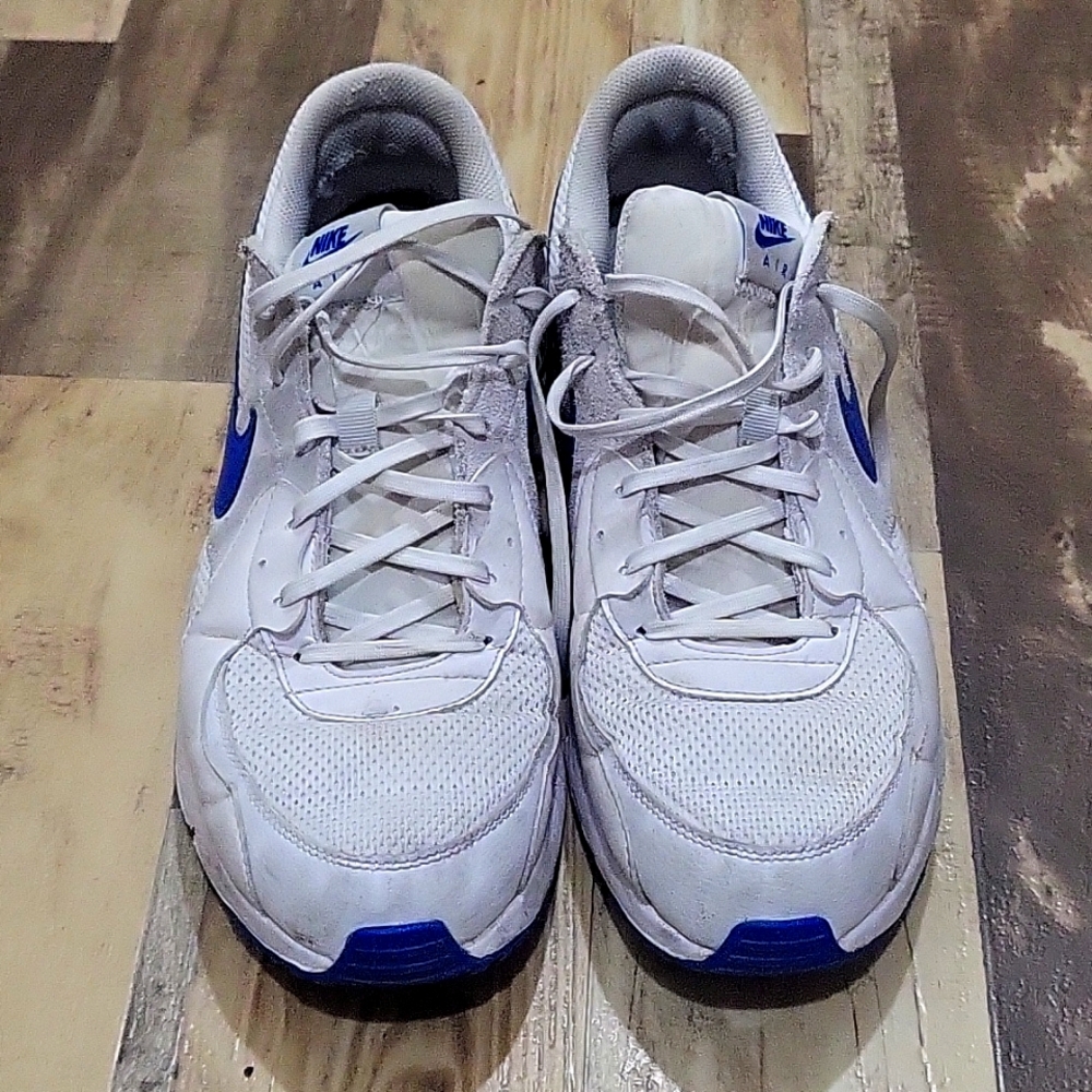 Mens shoes